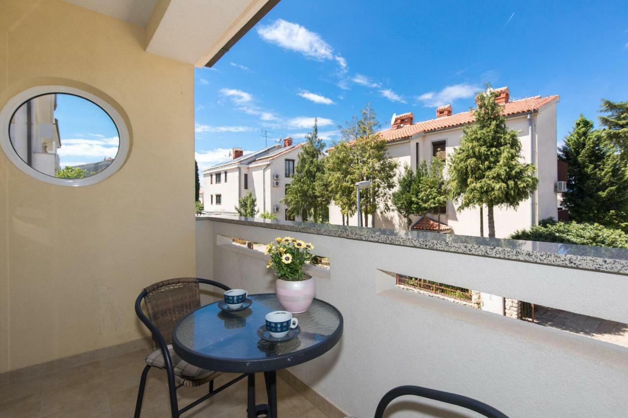Apartments Nino Малинска Экстерьер фото