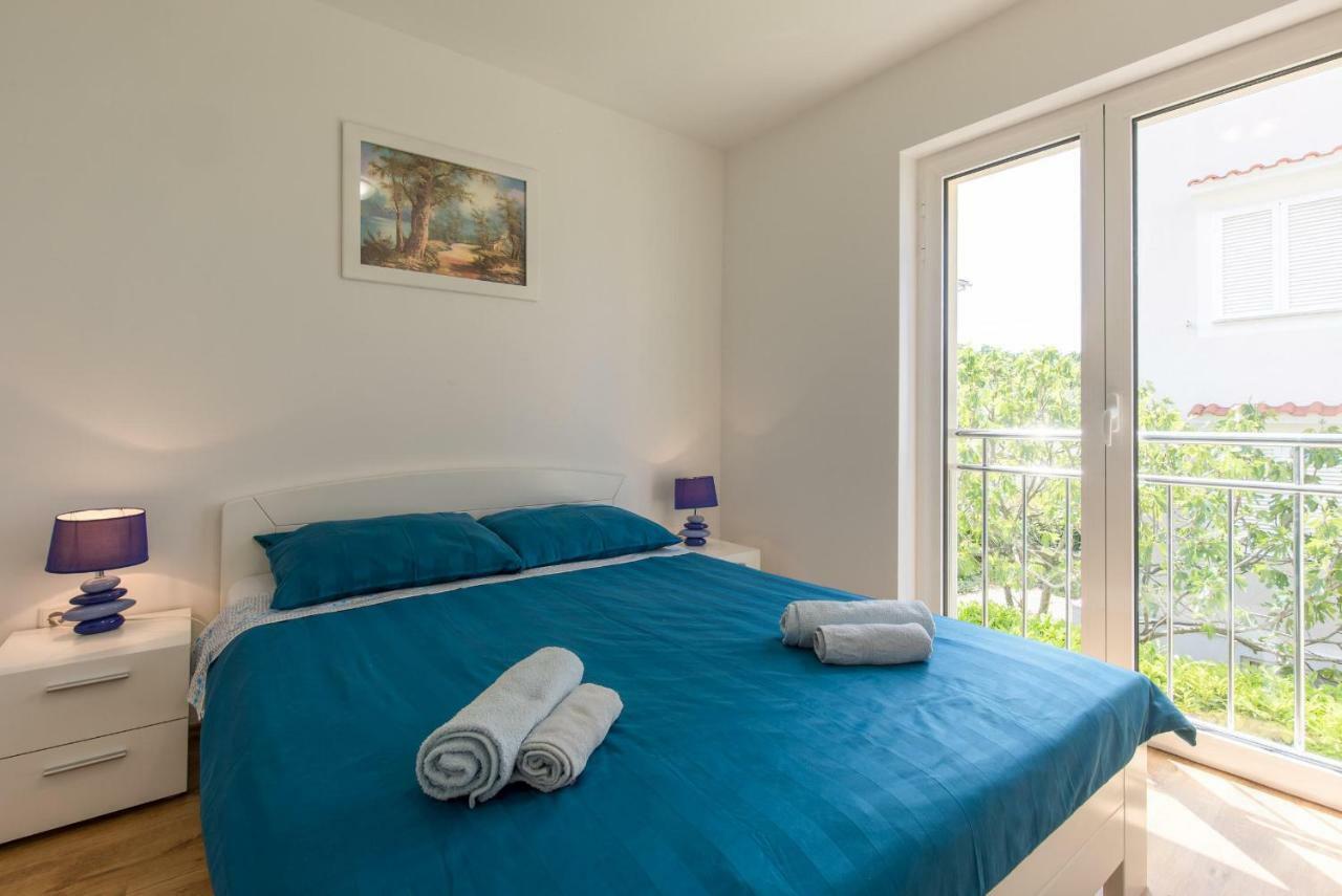 Apartments Nino Малинска Экстерьер фото